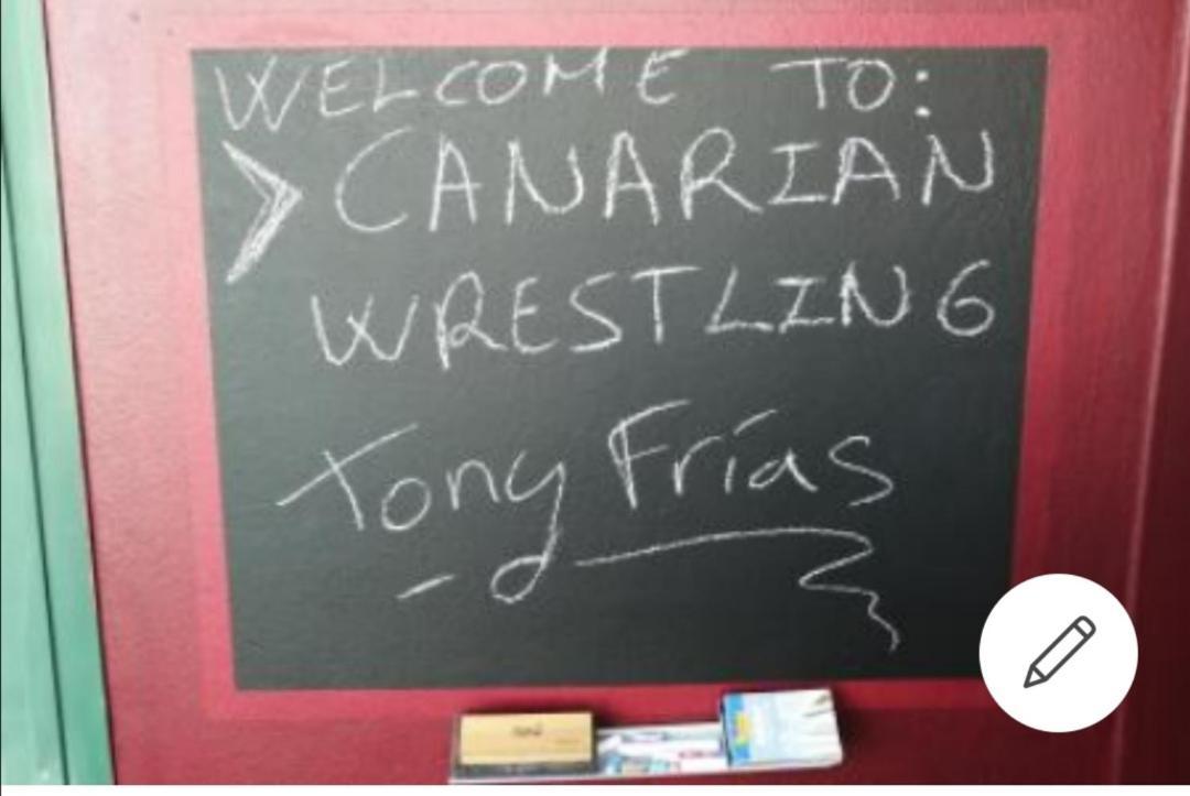 Tony Frias - Canarian Wrestling San Cristóbal de La Laguna Exterior foto